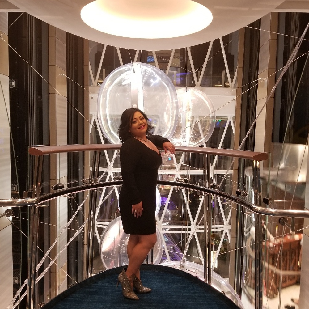 Meet your Posher, Leticia